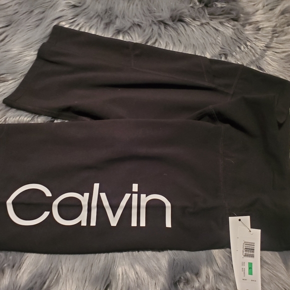 *Sold* Calvin Klein Women's High Waist Bike Shorts - Picture 4 of 6